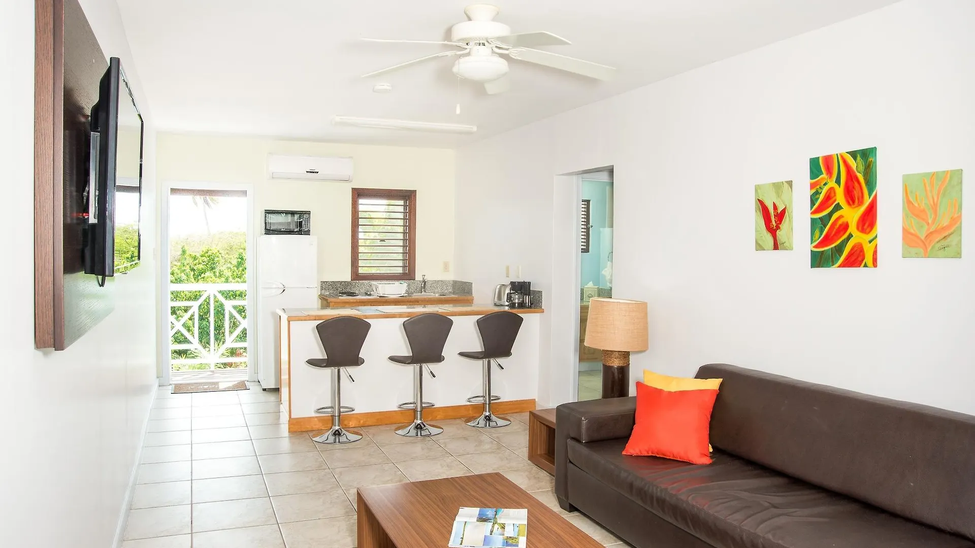 Buccaneer Beach Club Dickenson Bay 3*,