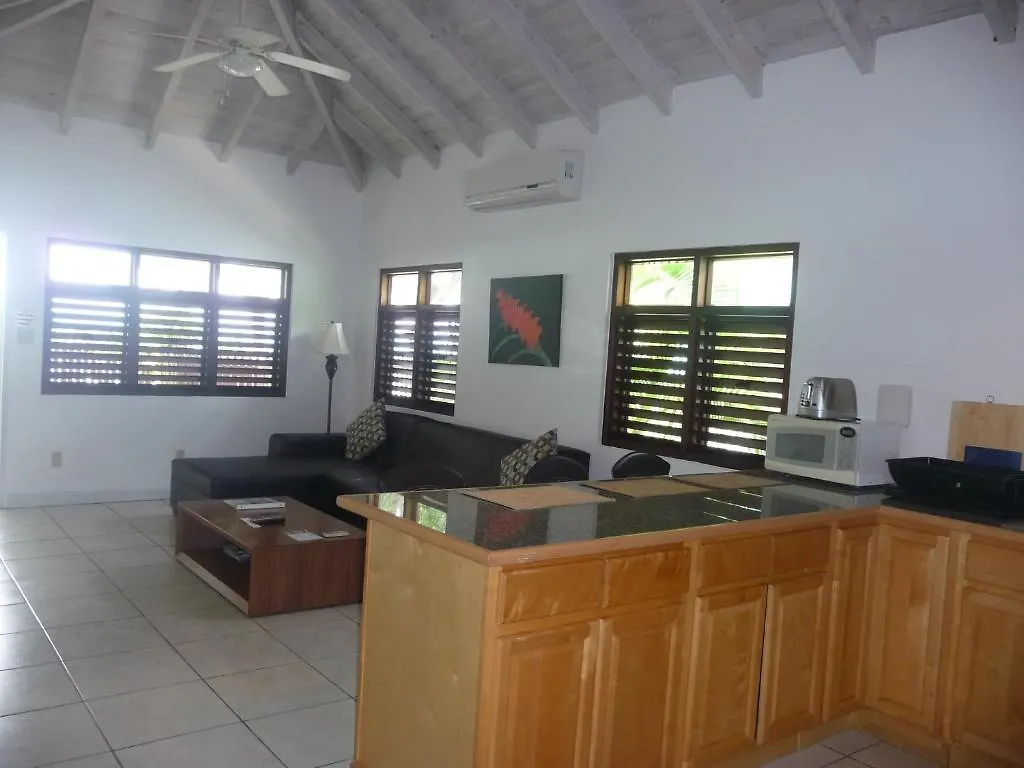 Buccaneer Beach Club Dickenson Bay Apartmanhotel