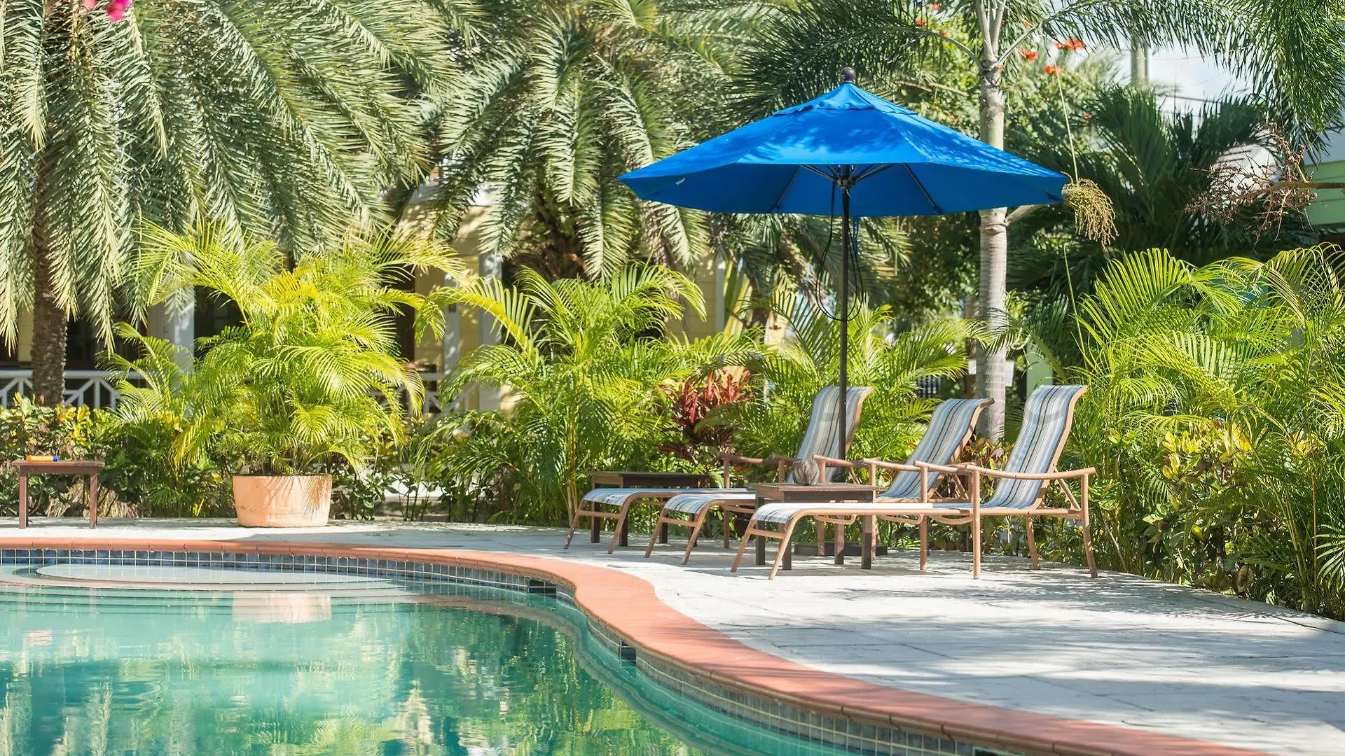 Buccaneer Beach Club Dickenson Bay Apartmanhotel