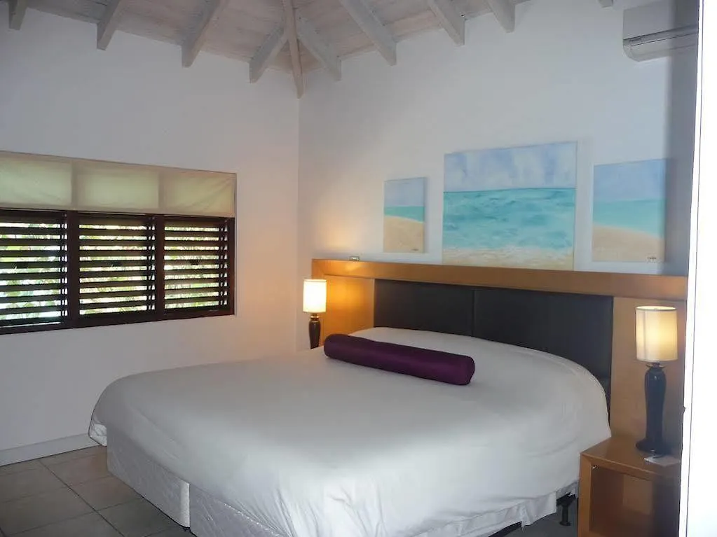 شقة فندقية Dickenson Bay Buccaneer Beach Club