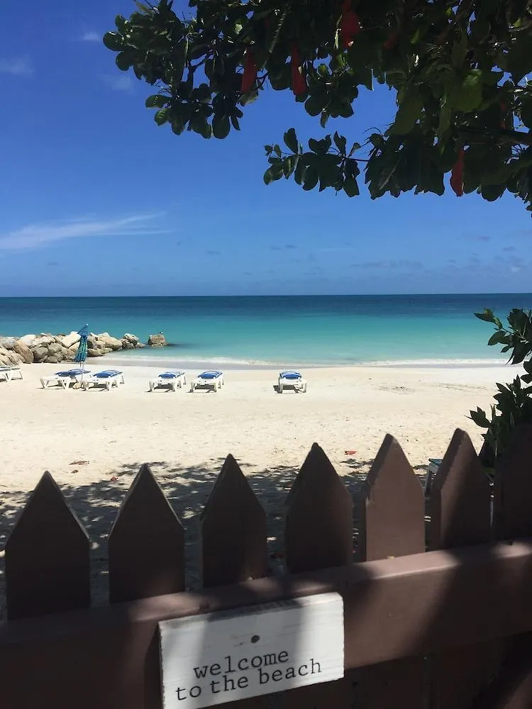 Buccaneer Beach Club Dickenson Bay